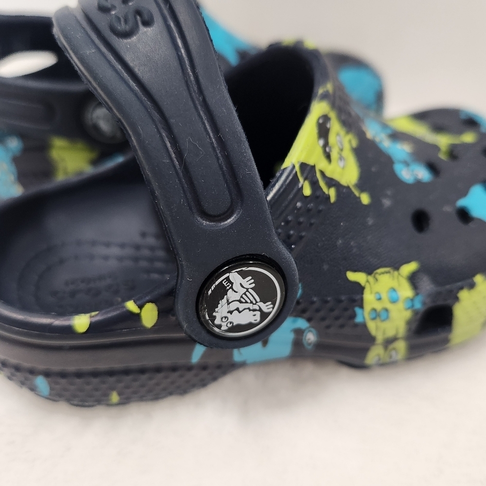 Crocs Navy Blue Green Monster Slip On Shoes Boys Size 6 - Picture 8 of 12